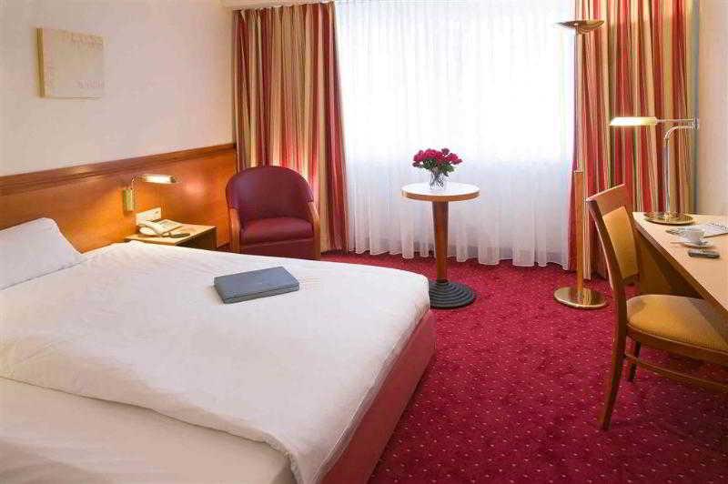 Mercure Hotel Saarbruecken City Exterior photo