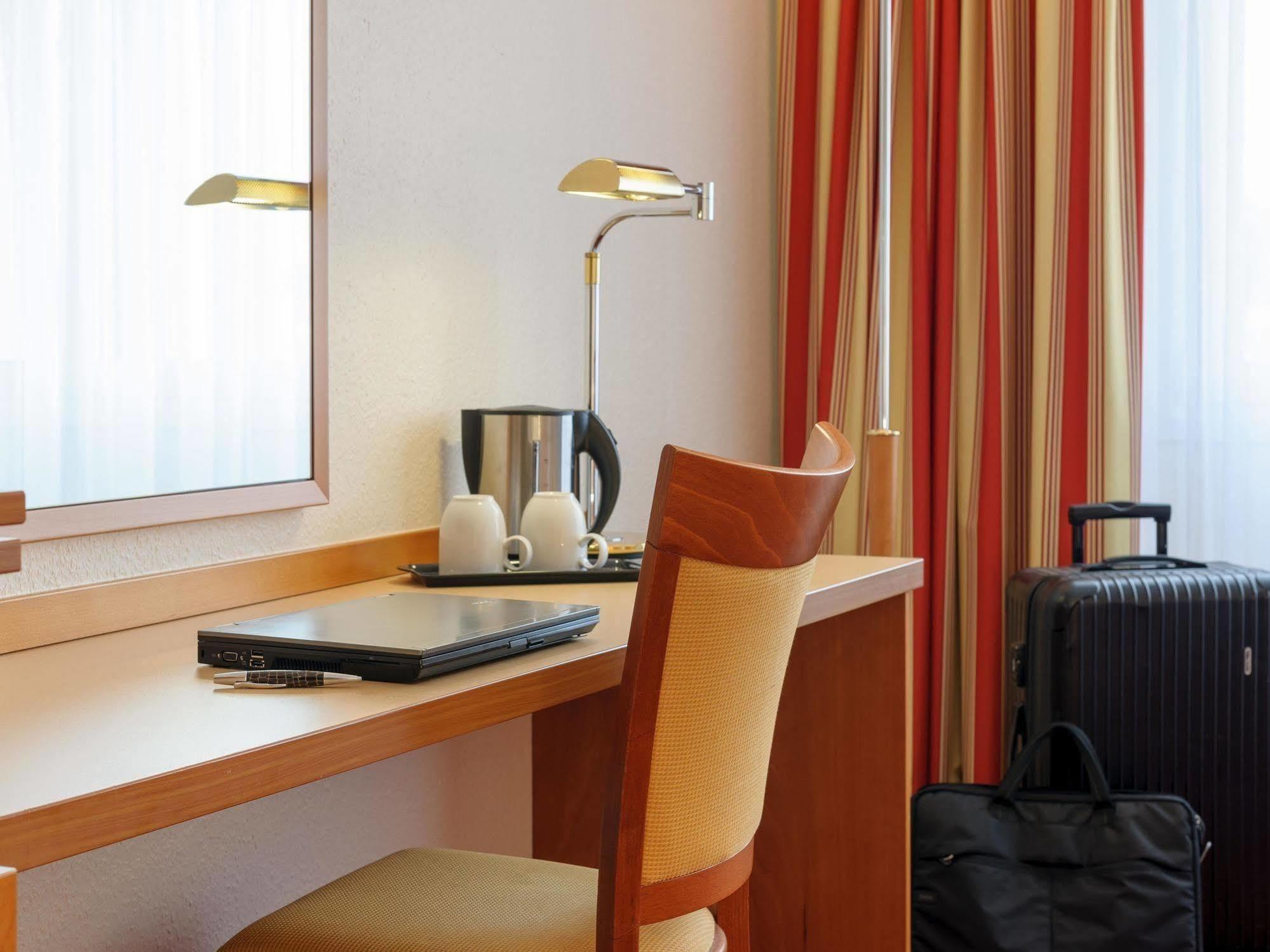 Mercure Hotel Saarbruecken City Exterior photo